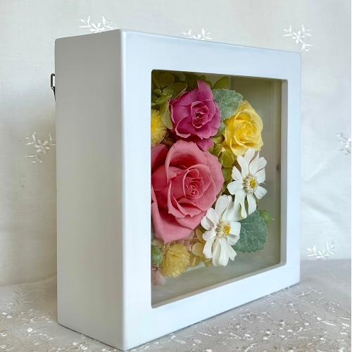 プリザーブドフラワー ジニアフレーム」| 花屋「Apertio Floris（ｱﾍﾟﾙ