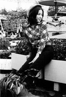 ひし美ゆり子・直筆サイン入りポートレート ／ Yuriko Hishimi 2018