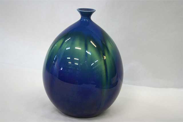 徳田八十吉の作品価値や買取相場はいくら？代表作も紹介｜骨董品買取