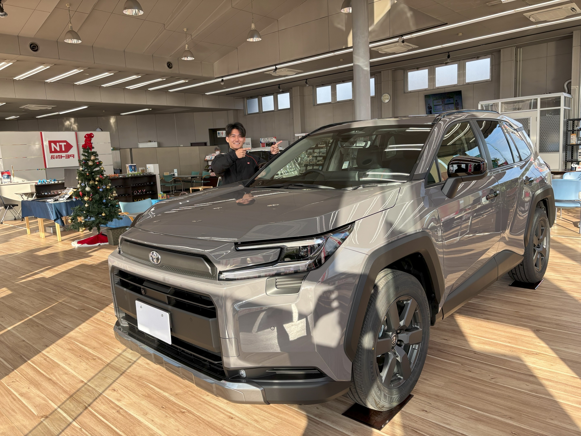新型RAV4がやってきた