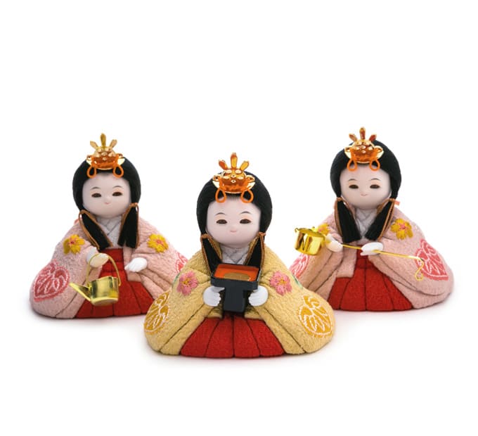 ひな壇二段目の「三人官女」とは？意味や役割、並び順を解説 | 株式