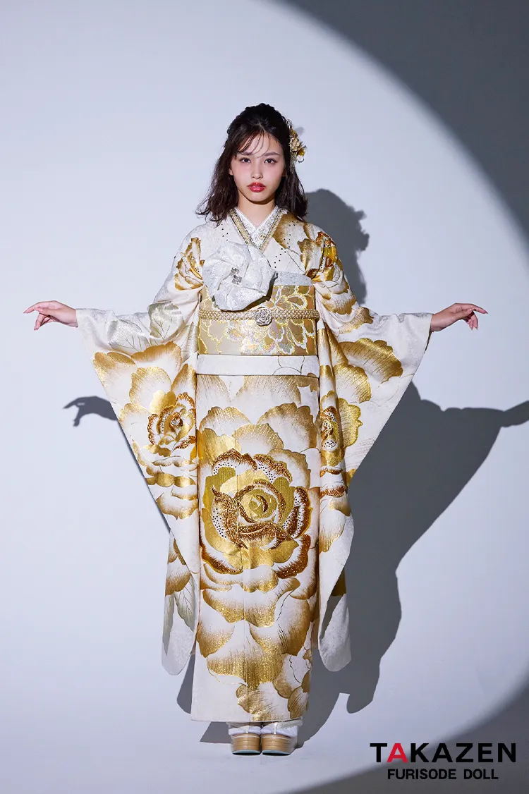 モード系 白金(ゴールド) 薔薇柄/大柄 きれいめ 派手 かっこいい振袖