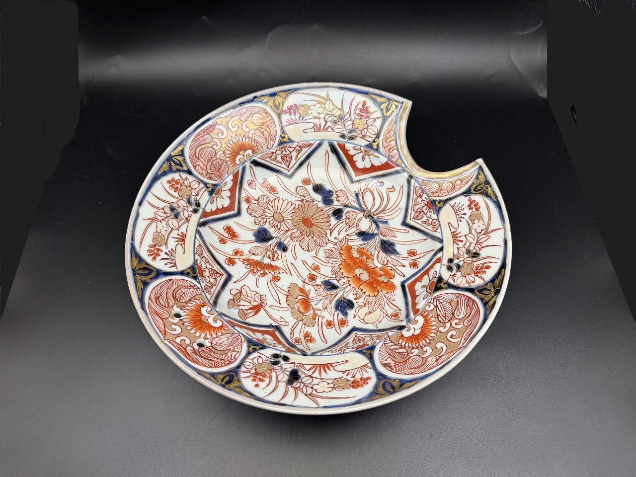 ギャラリー安原 / 「M夫妻のコレクション」 古伊万里色絵 花束文髭皿