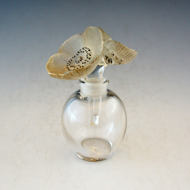 1929年「二つのアネモネ」《ギャルリーオルフェ》