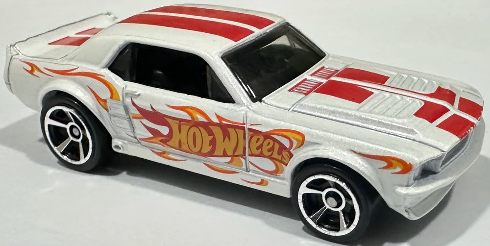 Hot Wheels 2025 - Collector # 121/250 - Then and Now 1/10 - '67