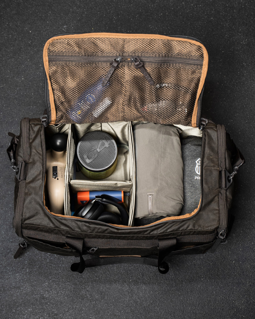 Duffel Divider – KNKG