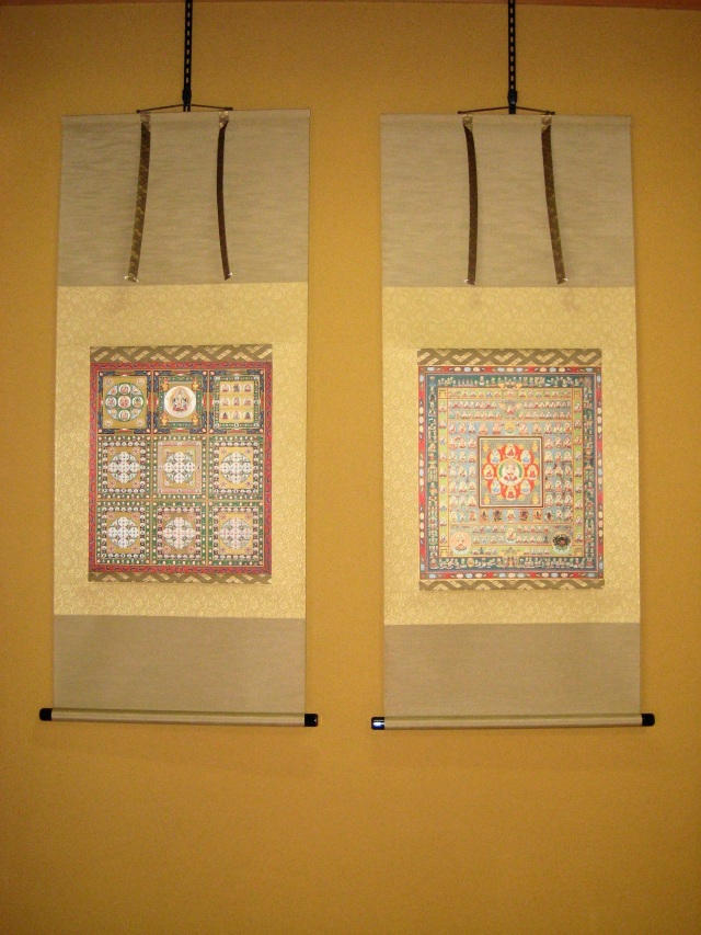 掛け軸 両界曼荼羅 胎蔵界・金剛界 対幅（特殊工芸作品・新品）