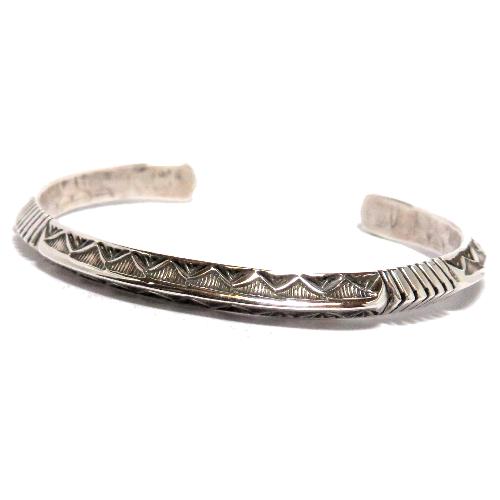 インディアンジュエリー シルバーブレスレット・バングル