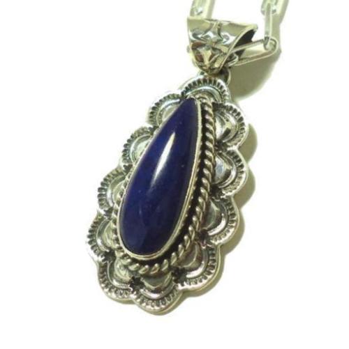 インディアンジュエリーペンダント ナバホ族 アーチスト