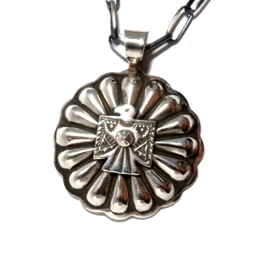 インディアンジュエリー アーチスト ペンダント ナバホ族