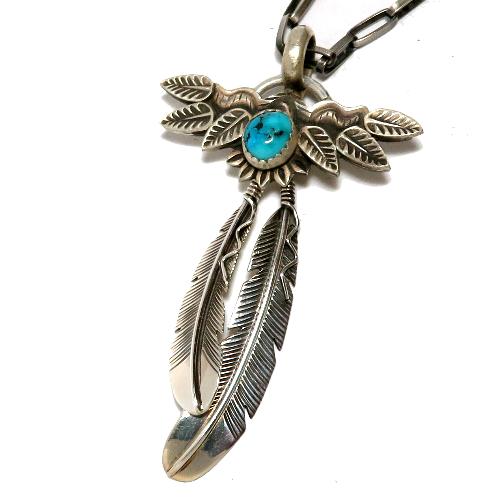 インディアンジュエリーペンダント ナバホ族 アーチスト