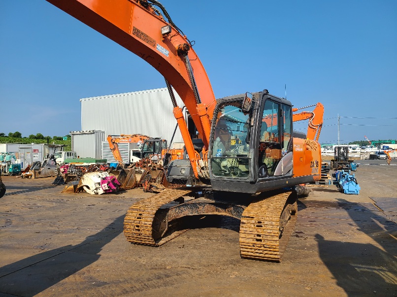 ZX200LC-5B 305956 – 中古建設機械の販売・買い取りの国際重機