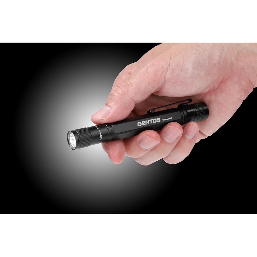 ジェントス LEDフラッシュライト 乾電池式 150lm SNM