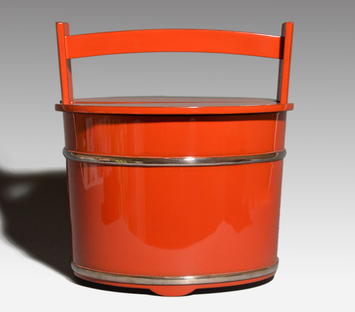 輪島塗 朱手桶水指 銀タガ入り 塗師 景平(作) 共箱 | 古美術ささき