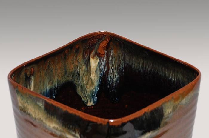 高取焼 初代 鬼丸雪山(造) 菱形水指 | 古美術ささき