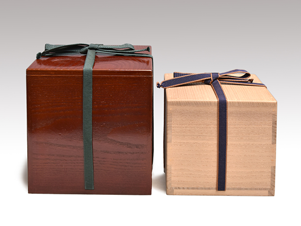 萩茶碗 銘「梅か香」 十五代 坂倉新兵衛(作) 官休庵 有隣斎箱書 共箱