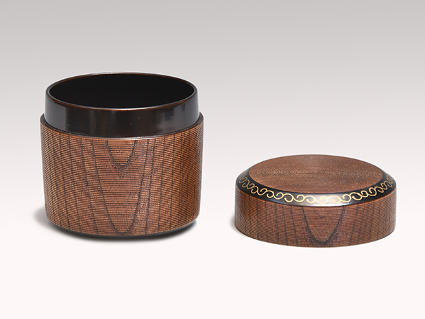 糸目唐草蒔絵 雪吹棗 筑城築良（作） 共箱 小堀宗通箱書 | 古美術ささき