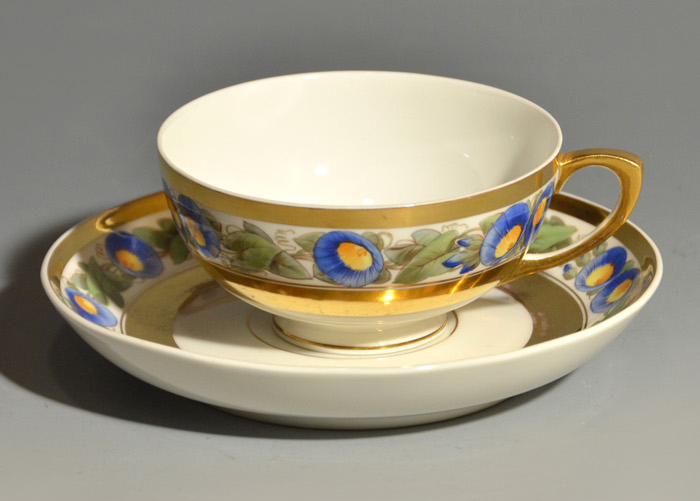 ベルリン王立磁器製陶所（KPM） 花文 金彩 ティーカップ＆ソーサー