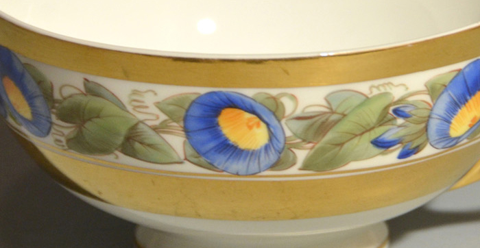 ベルリン王立磁器製陶所（KPM） 花文 金彩 ティーカップ＆ソーサー