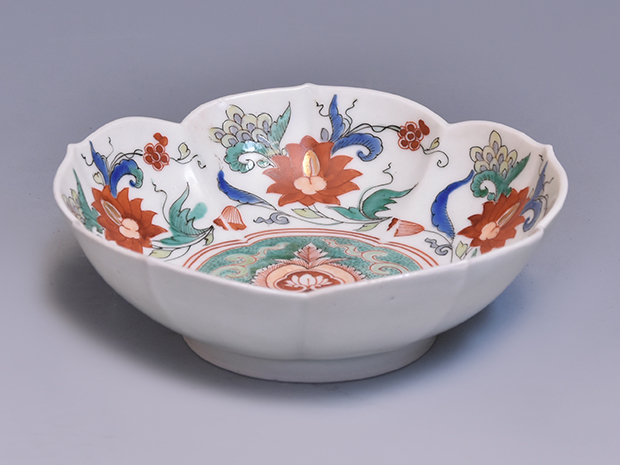 古伊万里（柿右衛門様式) 色絵唐花文桔梗形向付 5客 江戸時代元禄頃