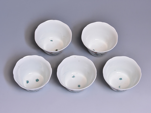 古伊万里（柿右衛門様式）色絵花文向付5客 江戸時代元禄頃 | 古美術ささき