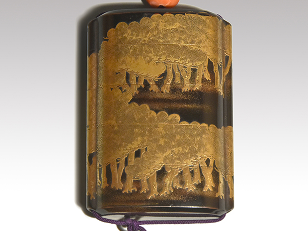 江戸後期 松林蒔絵印籠 内梨地 象牙時代獅子根付 珊瑚緒締め | 古美術