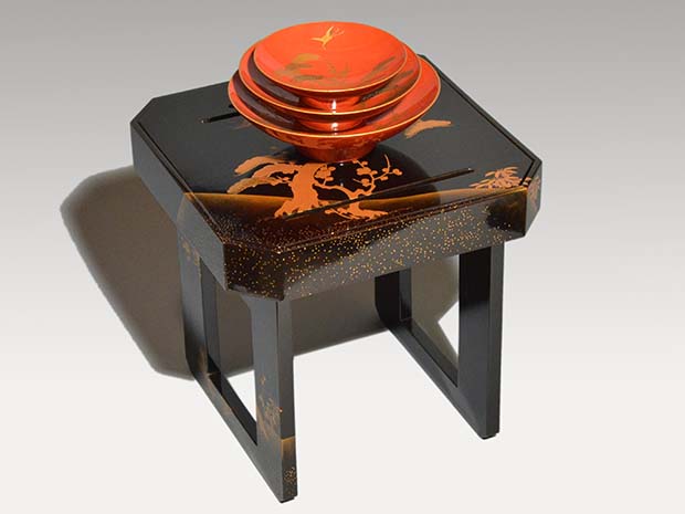 鶴に松竹梅蒔絵 三重盃と盃台 明治時代 | 古美術ささき