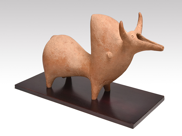 ペルシャ 波斯 ギラン地方 テラコッタ 瘤牛 置物 紀元前1000年紀初期