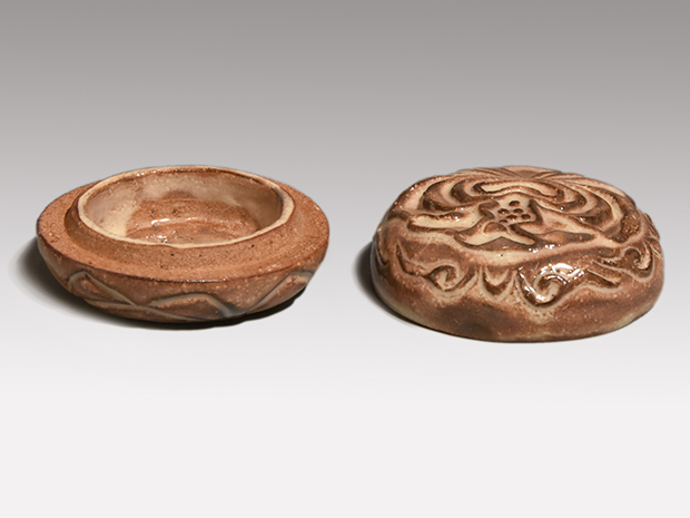 十三代 田原陶兵衛（作) 萩焼 牡丹香合 共箱 | 古美術ささき