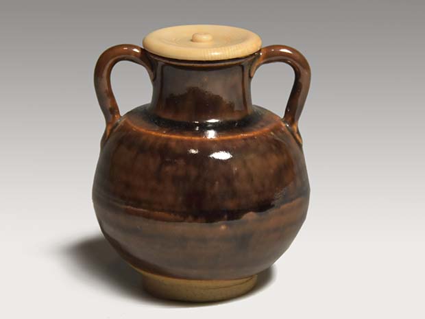 膳所焼 耳付茶入 陽炎園 岩崎新定（作）象牙蓋 仕覆 共箱 | 古美術ささき