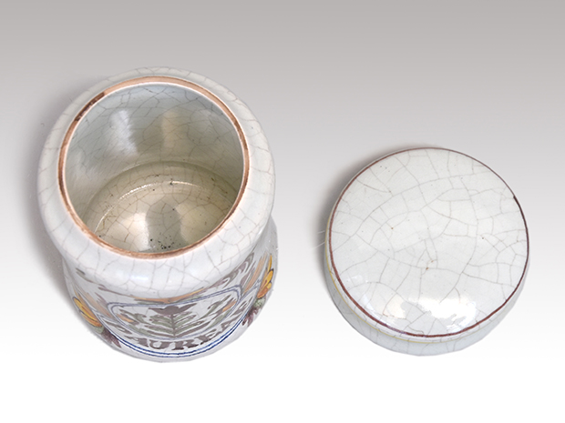 イタリア マジョリカ 19世紀 デルータ 陶器 色絵文字入 蓋付 ロケット