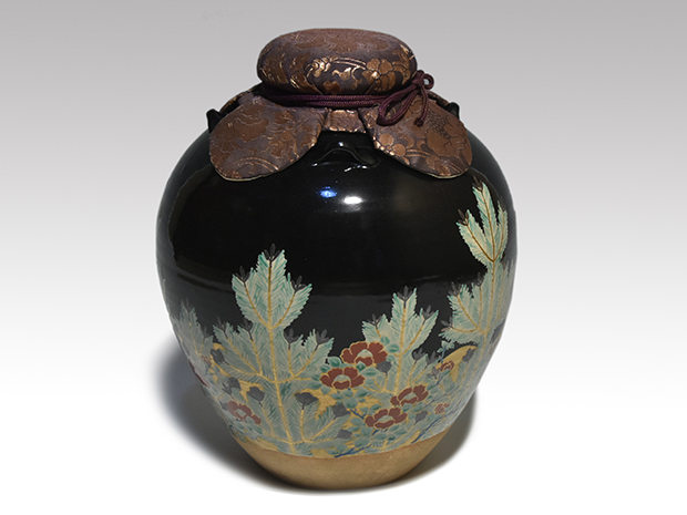 茶壷・飾壷 仁清(摸) 大形 色絵金彩若松図 八田円斎(作) 共箱 淡々斎箱