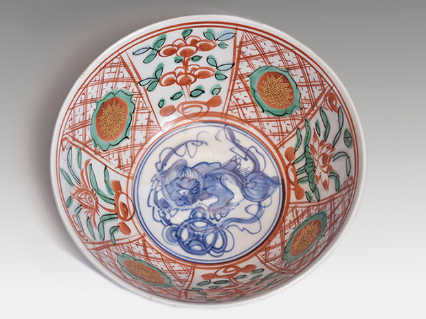 呉須赤絵写 金襴赤絵玉取獅子図鉢 二代 三浦竹泉（造）共箱 | 古美術ささき