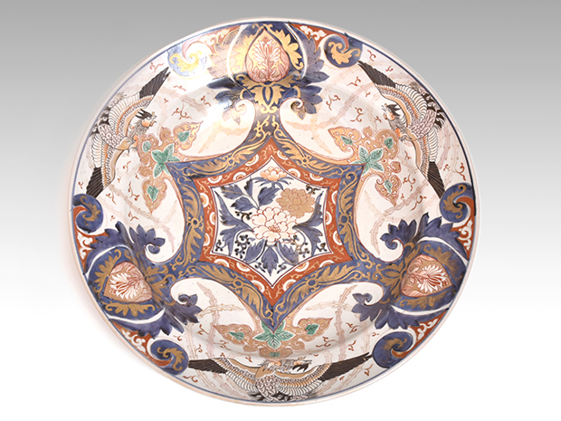 古伊万里 金彩色絵桐に鳳凰図花文大皿 径一尺八寸オーバー 江戸時代