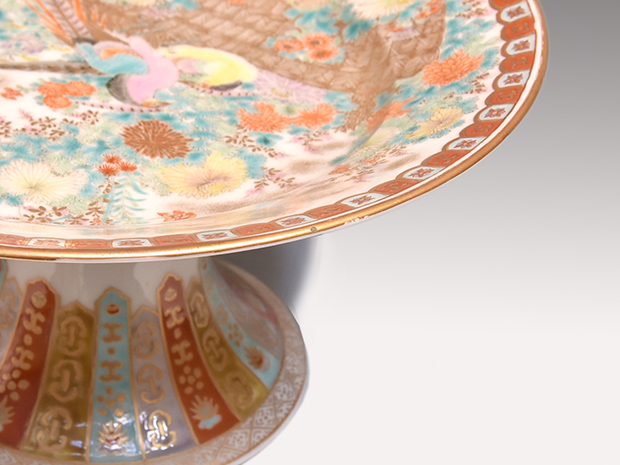 明治期 オールド香蘭社 金彩色絵雉に秋草図台皿 日肥山深川製 | 古美術