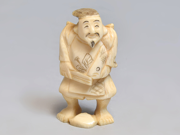 象牙 七福神置物 銘、光之 台付 | 古美術ささき