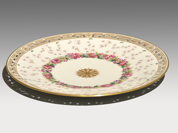 英国アンティーク MINTON ミントン 花文（赤）オープンワーク 金彩