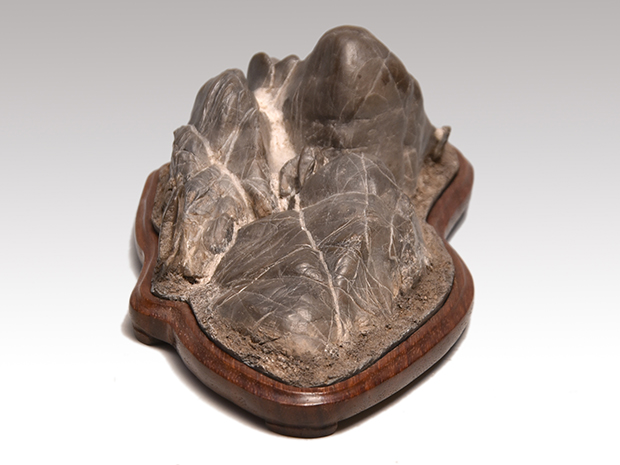 紀州 古谷石 筆架にも 手彫り唐木台座付 水石 盆石 | 古美術ささき