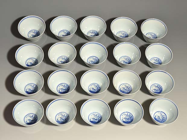 染付 煎茶碗 20客 十四代 永楽得全室妙全 共箱 | 古美術ささき