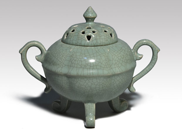 青磁香炉 中島宏（造）共箱 人間国宝 | 古美術ささき