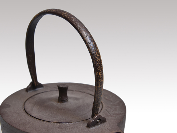 鉄燗鍋銚子 替え蓋付属 橋本辰敏（作）共箱 | 古美術ささき