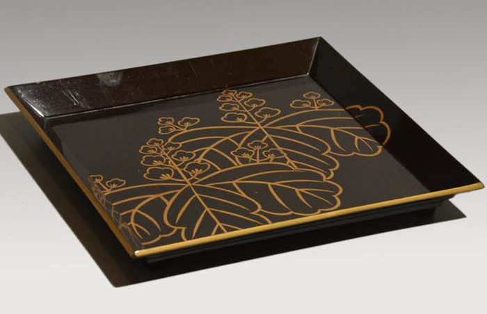 五七桐蒔絵に蔦蒔絵入 花見重 野弁当 江戸末頃 | 古美術ささき