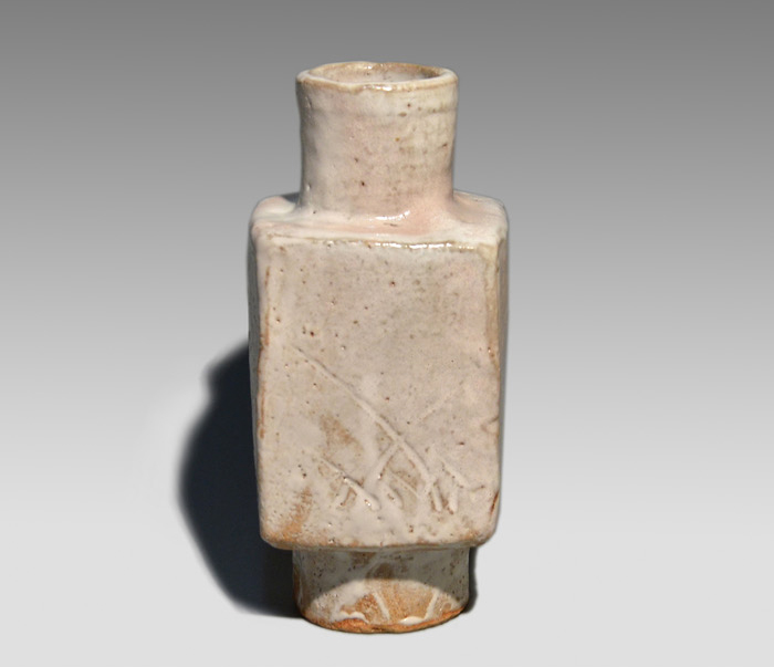 萩焼花入 十代 三輪休雪(作) | 古美術ささき