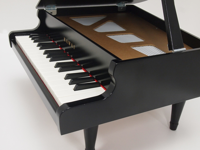 グランドピアノ ブラック 1141｜製品情報｜河合楽器製作所 製品