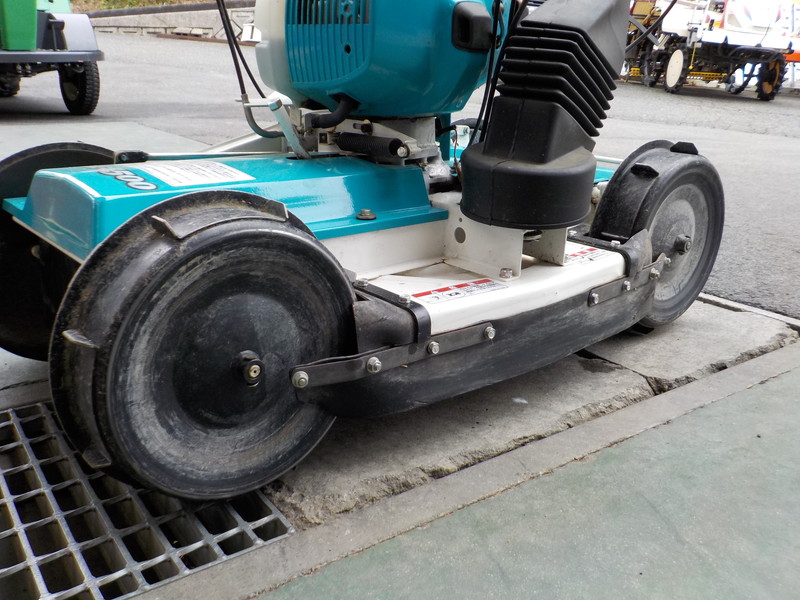 クボタ 斜面草刈機 GC-S500 作業幅50cm 混合ガソリン ホイル式 フリー