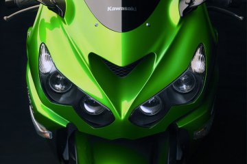 Ninja ZX-14R/ZZR1400/ABS］極限進化した2012年モデル、ついに発表