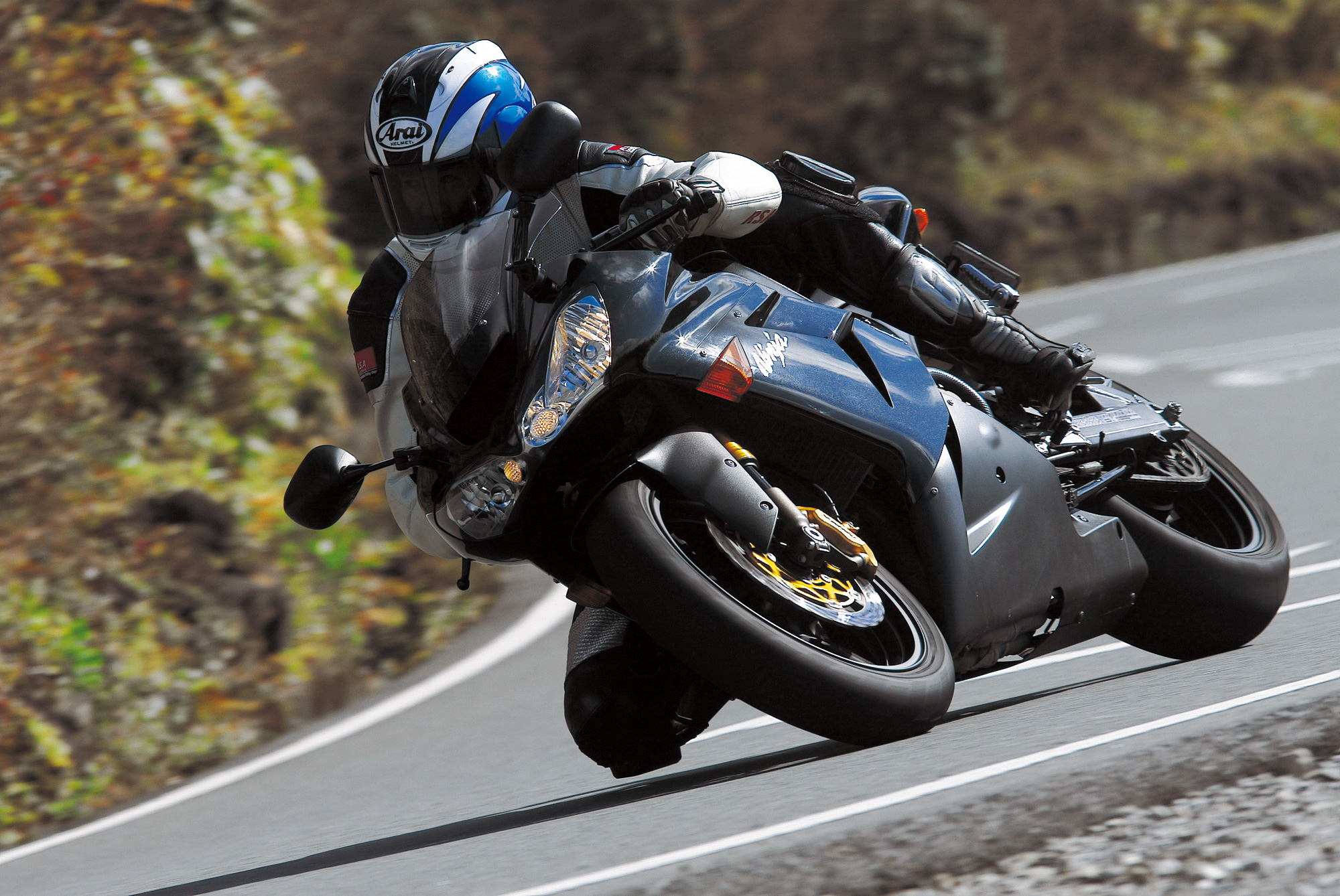 10Rは速さだけではない。カワサキ変革の寵児として生まれた／Ninja ZX