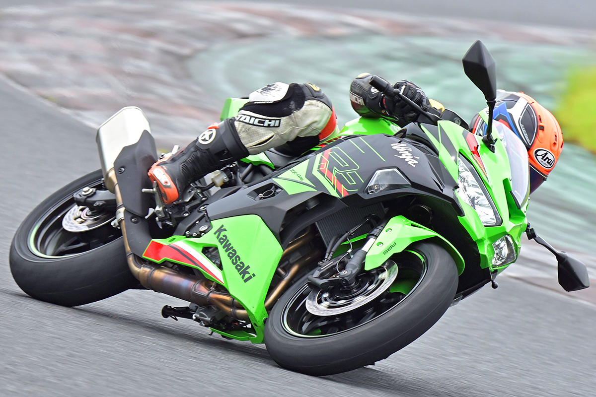 Ninja ZX-4Rインプレッション | 動画 | カワサキイチバン