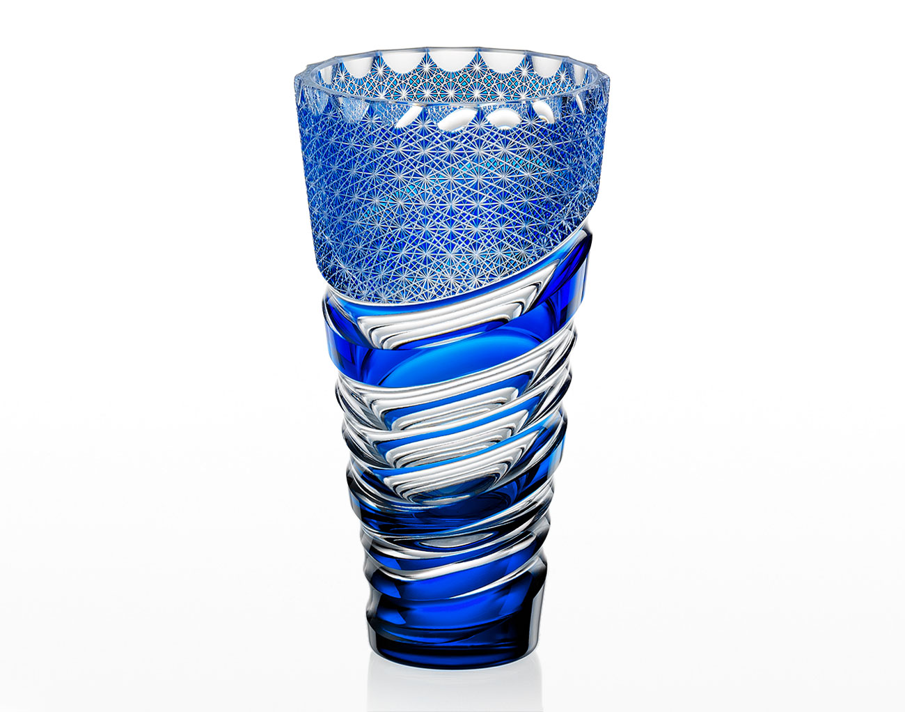 江戸切子 花瓶＜笹っ葉に八角籠目紋＞ | カガミクリスタル