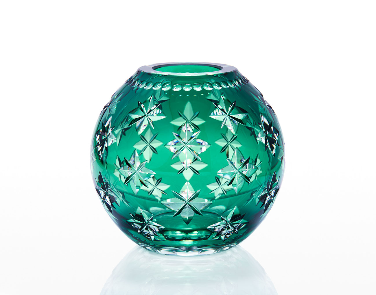直営店限定 江戸切子 手まり花瓶 ＜四葉小紋＞ | カガミクリスタル
